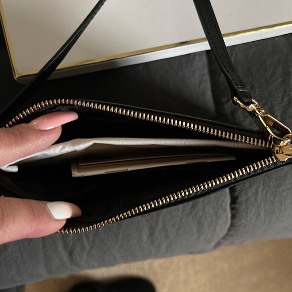Michael kors wristlet, black with gold trim - Picture 4 of 7